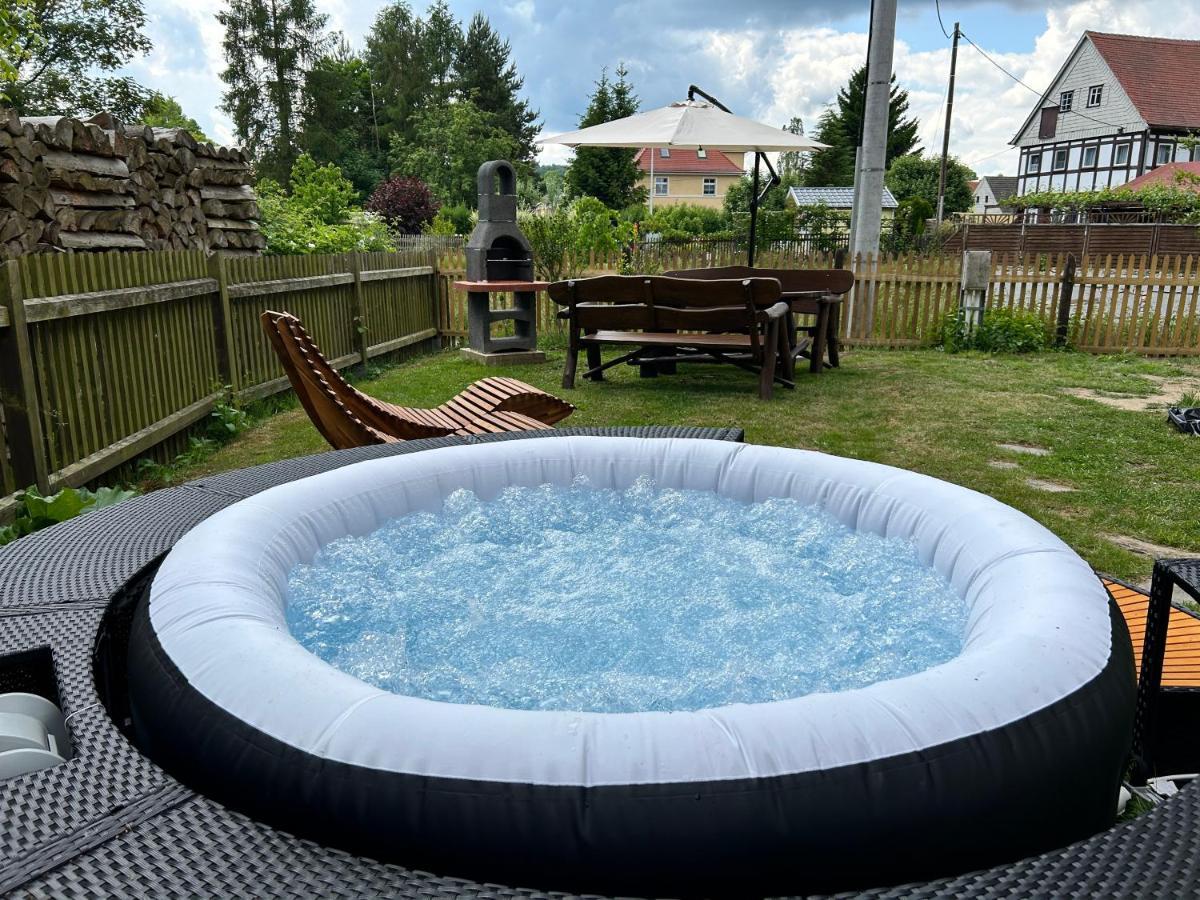 Fewo Frushi Mit Whirlpool, Infrarotsauna โกรสเชอเนา ภายนอก รูปภาพ